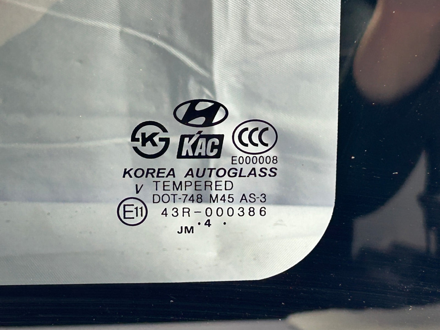 2005-2009 Hyundai Tucson Sunroof Roof Glass Window OEM 816102E000