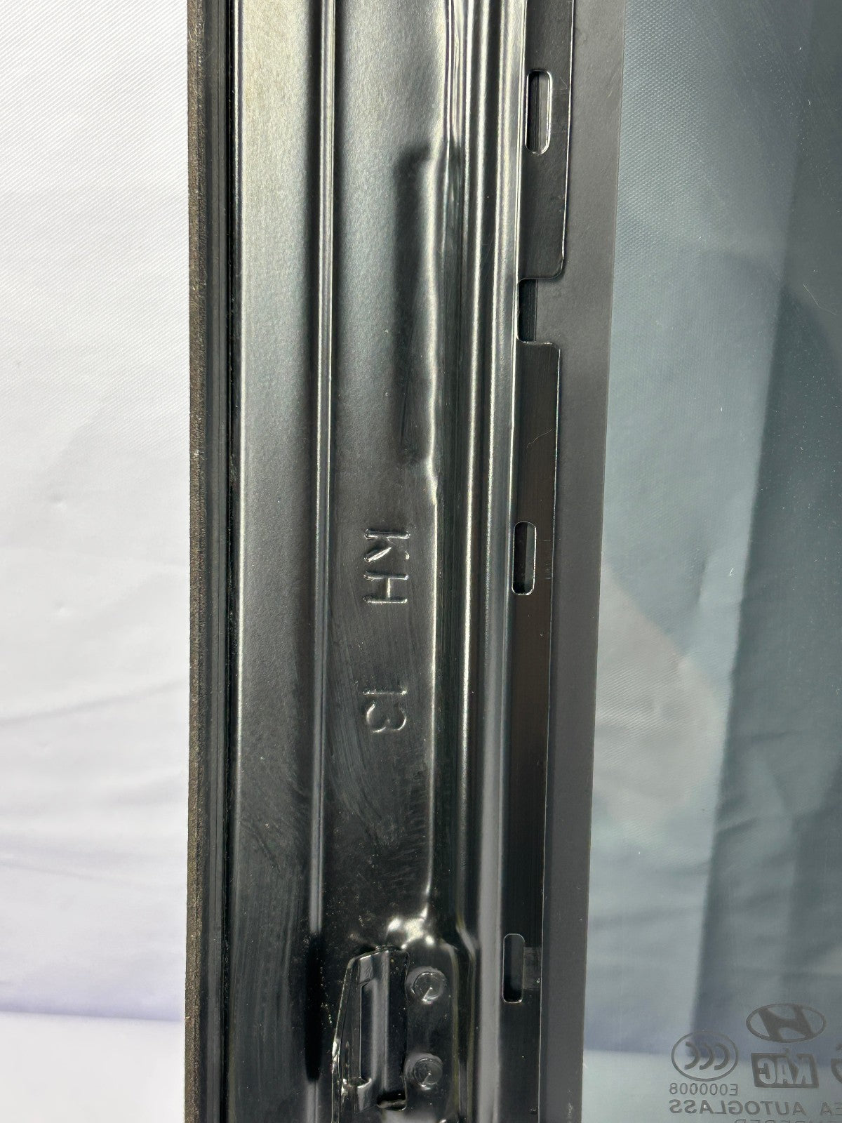 2005-2009 Hyundai Tucson Sunroof Roof Glass Window OEM 816102E000