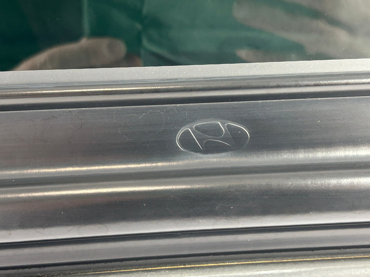 2003-2008 Hyundai Tiburon Sunroof Glass Factory OEM 81610-2C000