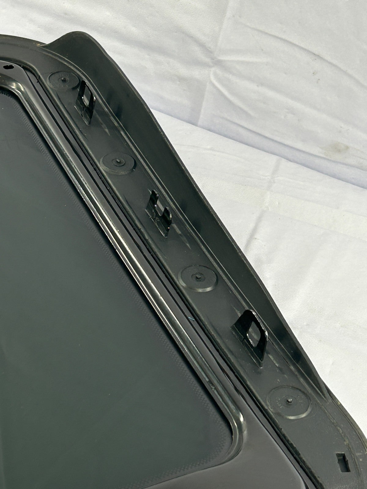 2011-2018 Volkswagen Jetta Roof Sunroof Window Glass 5C6877071A OEM