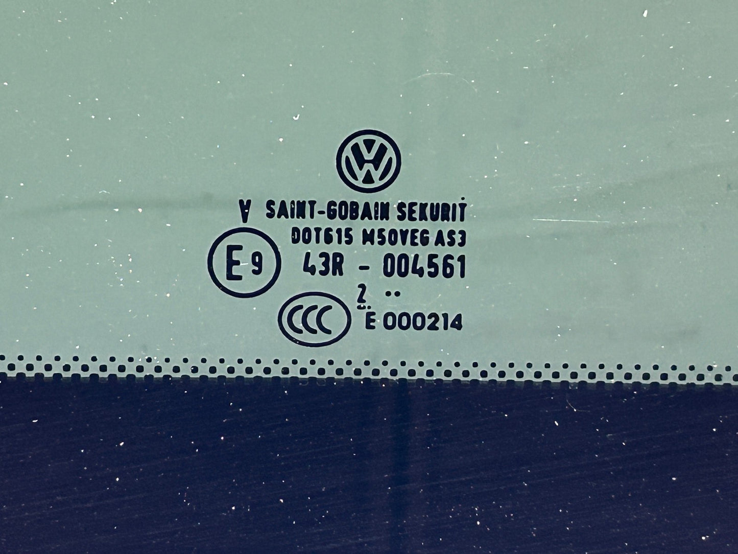 2011-2018 Volkswagen Jetta Roof Sunroof Window Glass 5C6877071A OEM