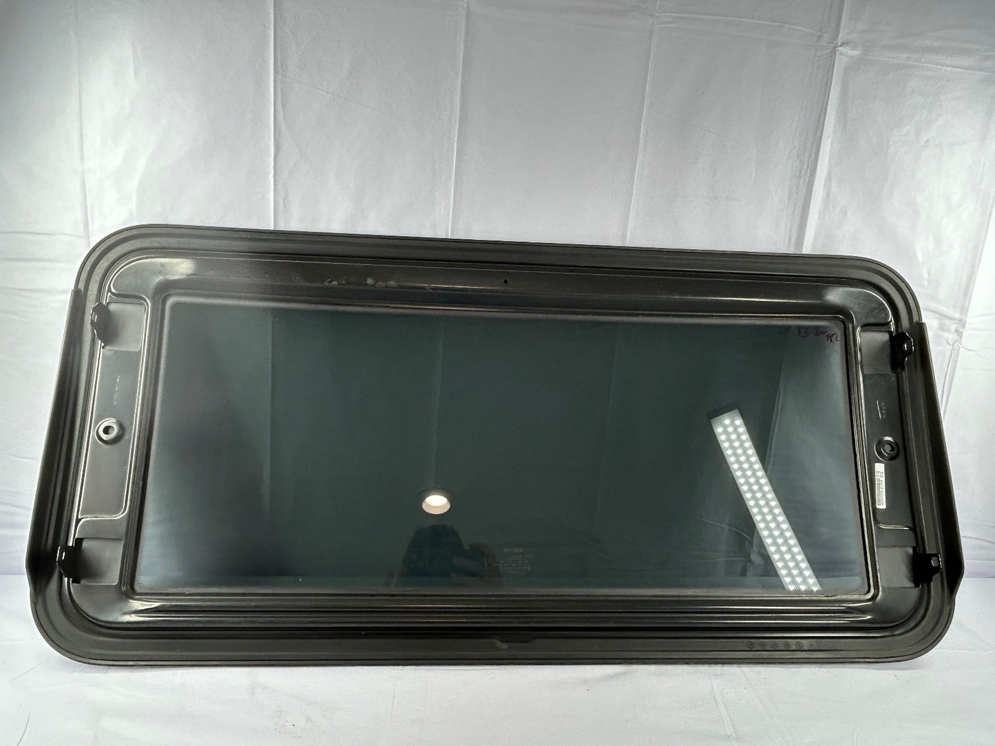 2005-2012 Nissan Pathfinder Sunroof Moonroof Sun Roof Glass 91210-3KA0A