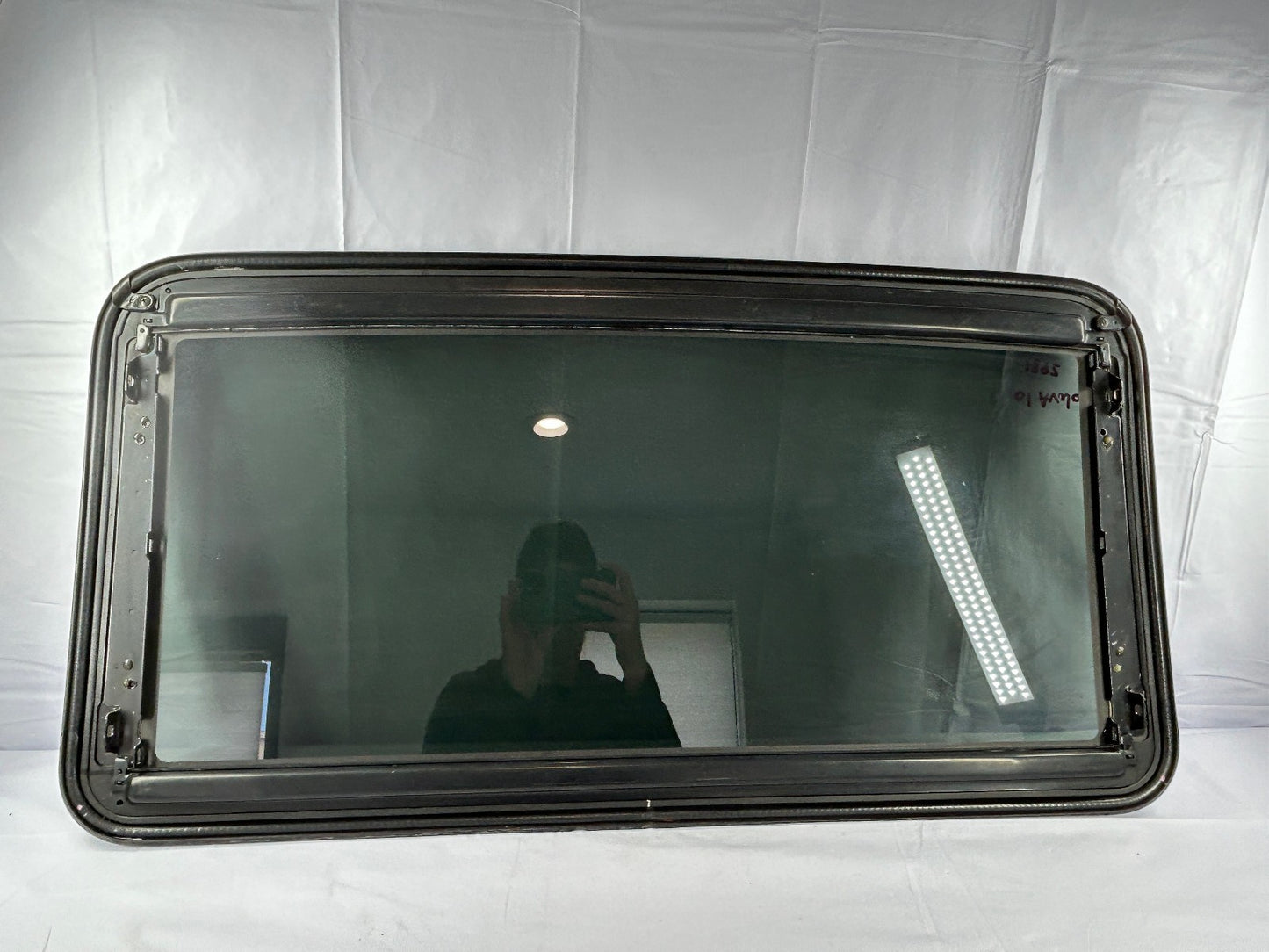 2000-2004 Toyota Avalon Sun Roof Sunroof Window Glass Factory OEM