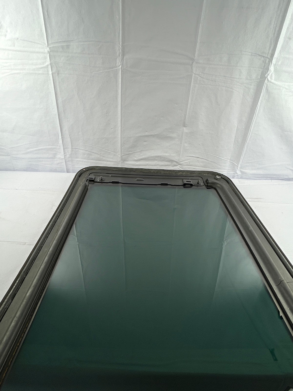 1996-2002 Toyota 4Runner Sunroof Glass Factory OEM 6320135040
