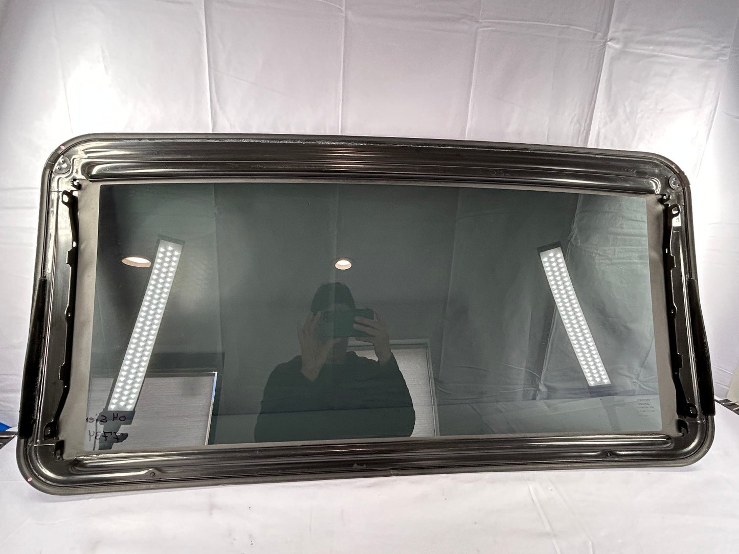 2004-2010 Toyota SIENNA Sunroof Moonroof Glass, Glass Only 63201AE010