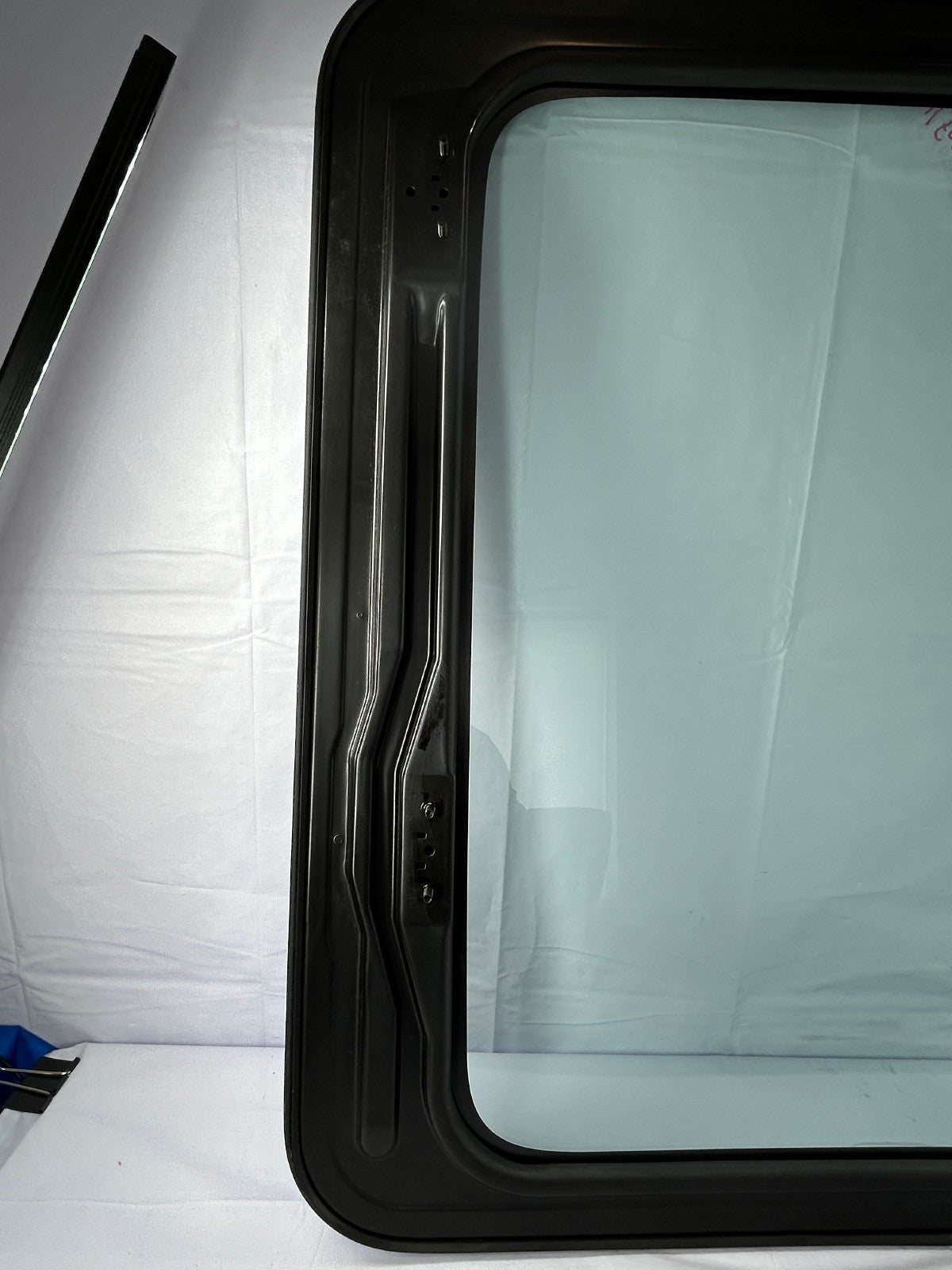 2009-2013 Subaru Forester Roof Sunroof Moonroof Glass OEM 65430SC001