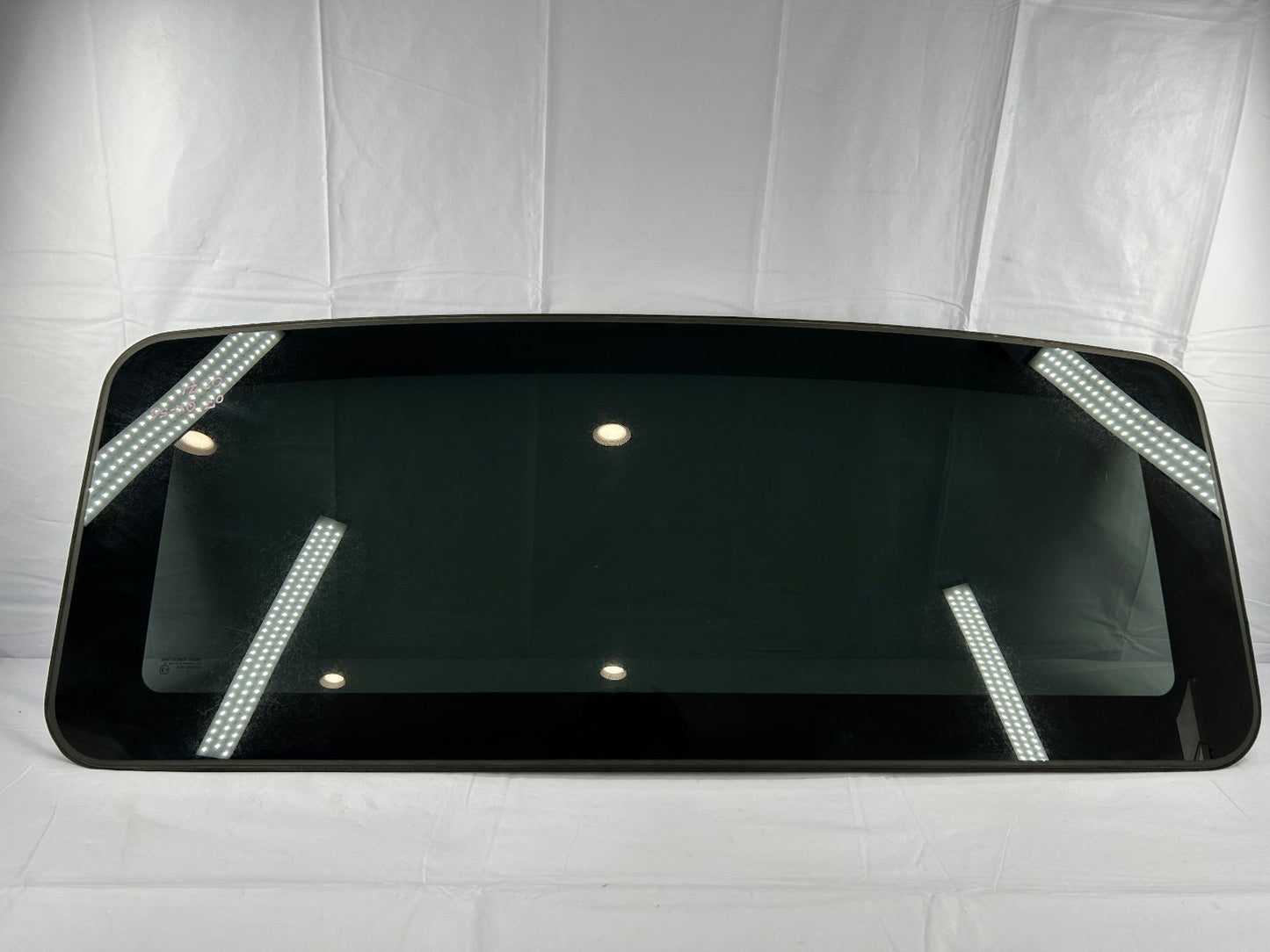 2004-2010 Infiniti QX56 Sunroof Moon Roof Window Glass OEM 912107S010