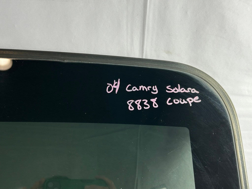 2004-2007 Toyota SOLARA Sunroof Glass Power Moonroof Glass Factory OEM