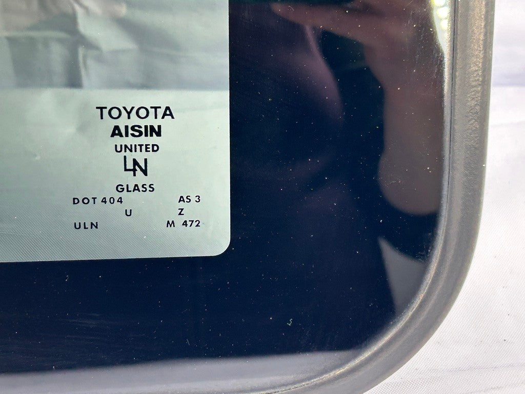 2004-2007 Toyota SOLARA Sunroof Glass Power Moonroof Glass Factory OEM
