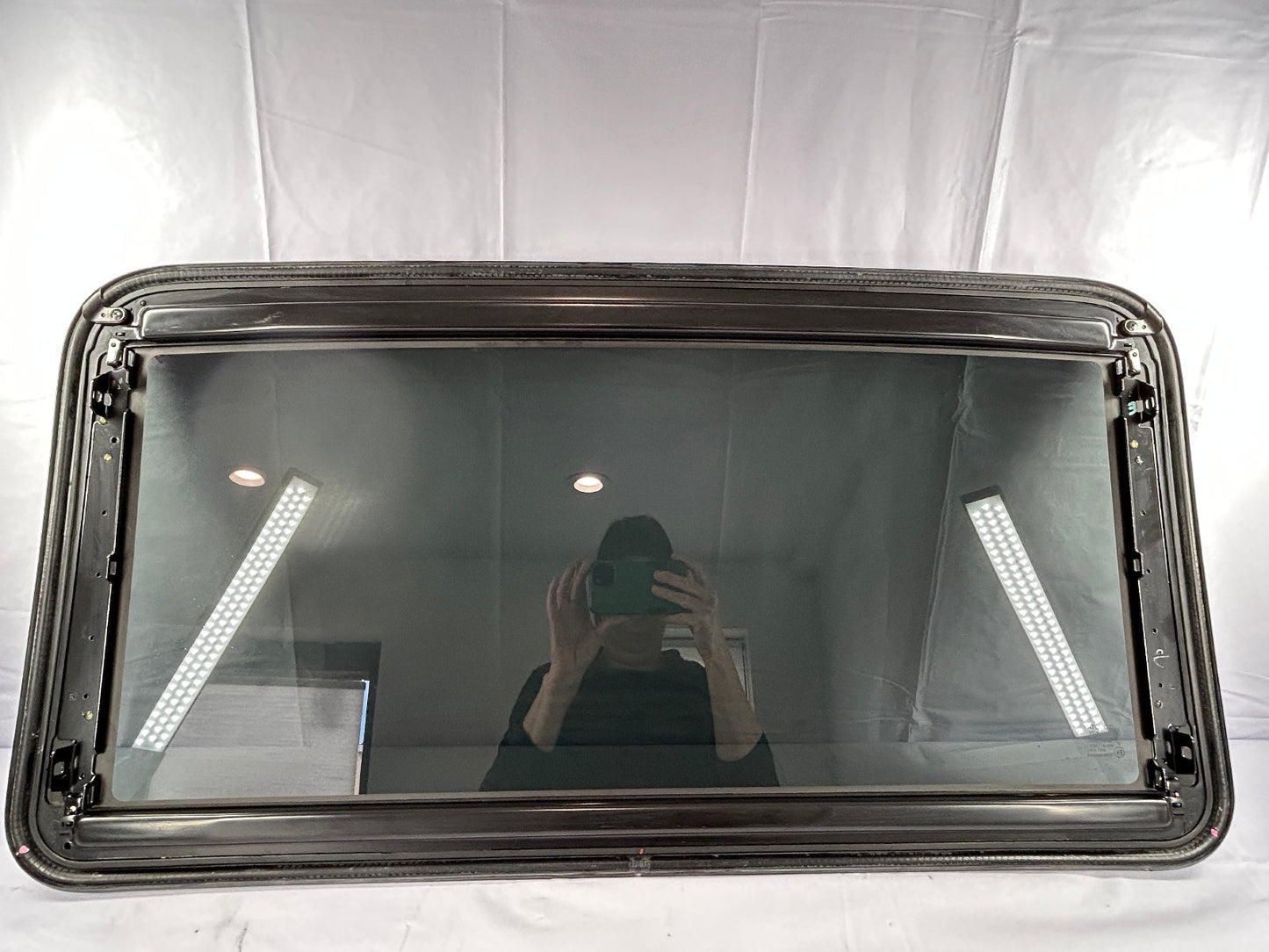 2000-2004 Toyota Avalon Sun Roof Sunroof Window Glass Factory OEM 63201-AC010