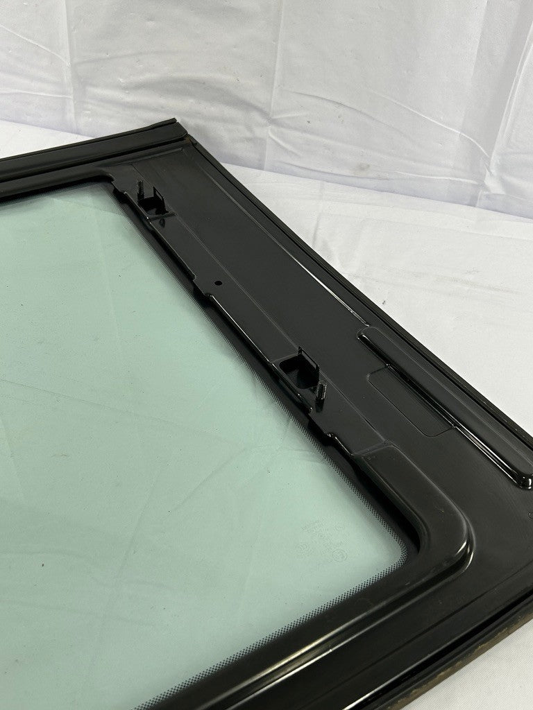 2005-2009 Subaru Legacy Outback Rear Sunroof Moonroof Glass 65430AG01B