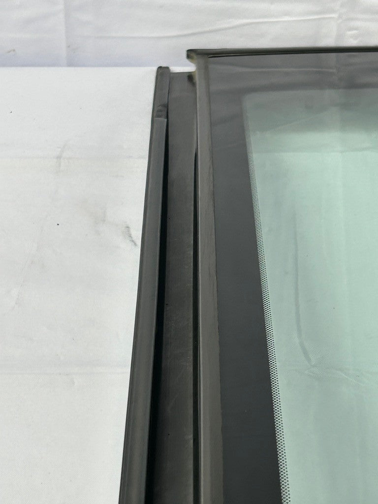 2005-2009 Subaru Legacy Outback Rear Sunroof Moonroof Glass 65430AG01B