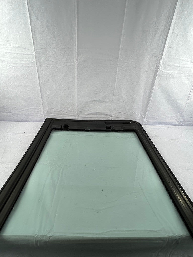 2005-2009 Subaru Legacy Outback Rear Sunroof Moonroof Glass 65430AG01B