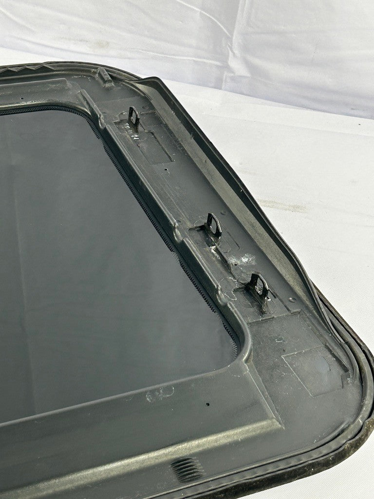 1999 -2006 Volkswagen Golf Sunroof Sun Moon Roof Glass OEM