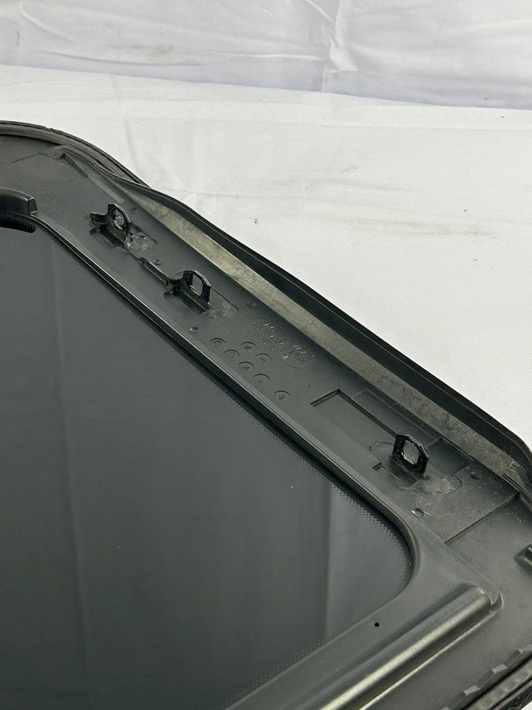 2006-2010 Volkswagen VW Rabbit Sunroof Factory OEM 1K6877071