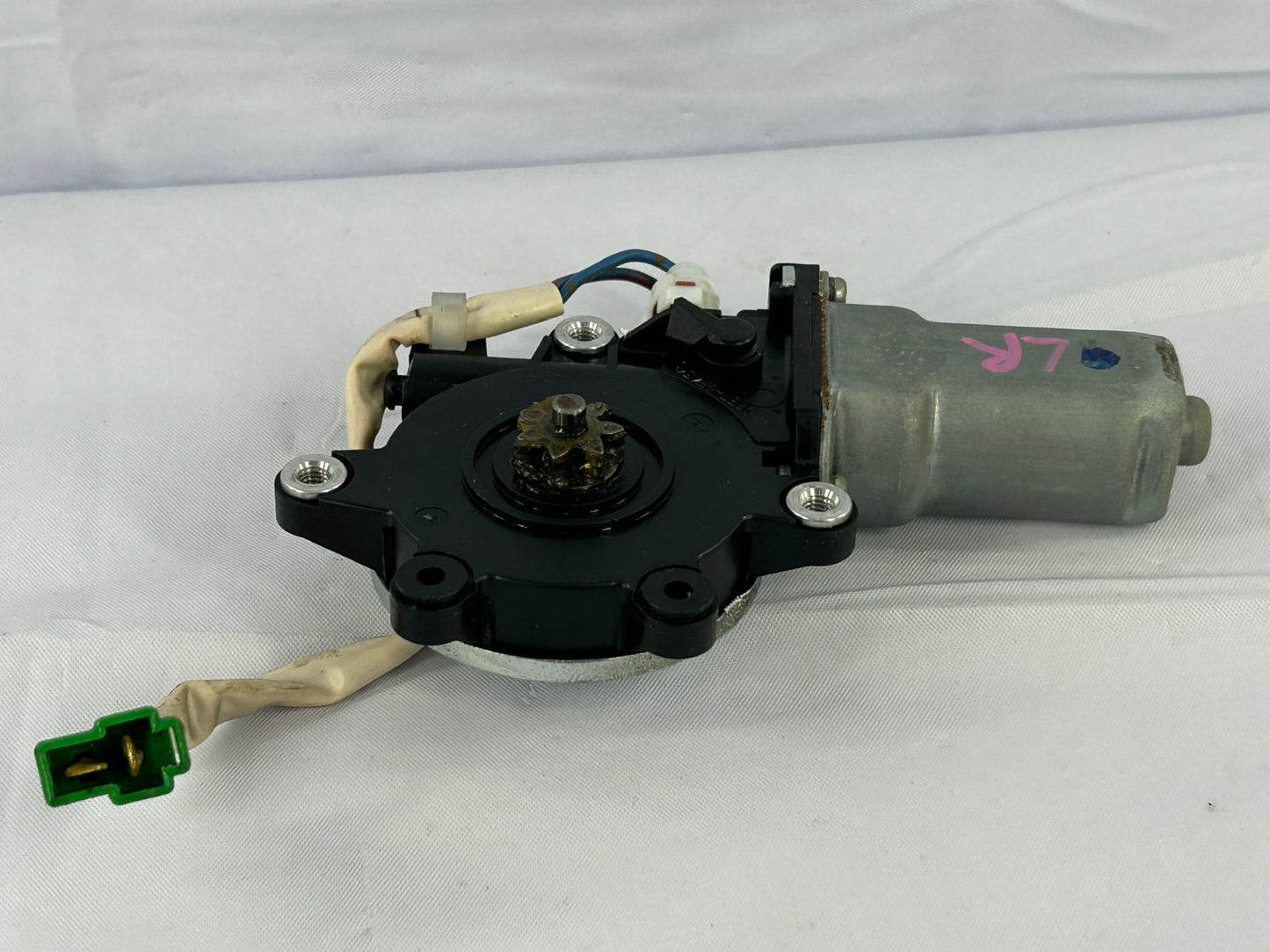 2005-2009 Subaru Outback Left Rear Window Motor OEM 62188AG01A