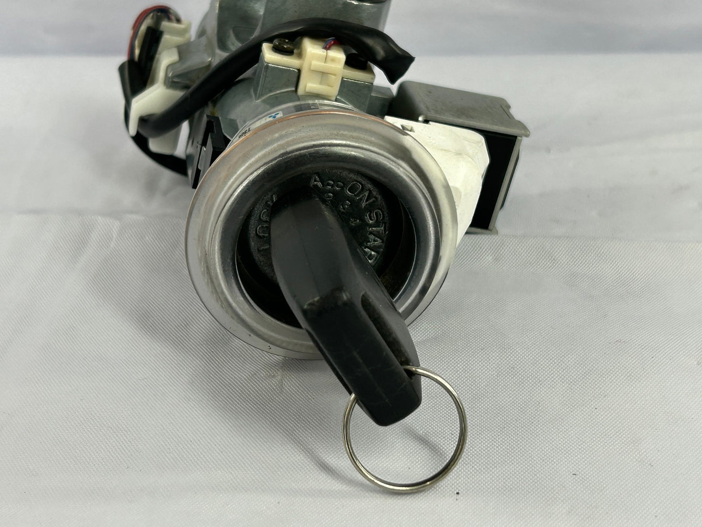 2008-2009 Subaru Outback Ignition Switch Immobilizer and Key Automatic Trans