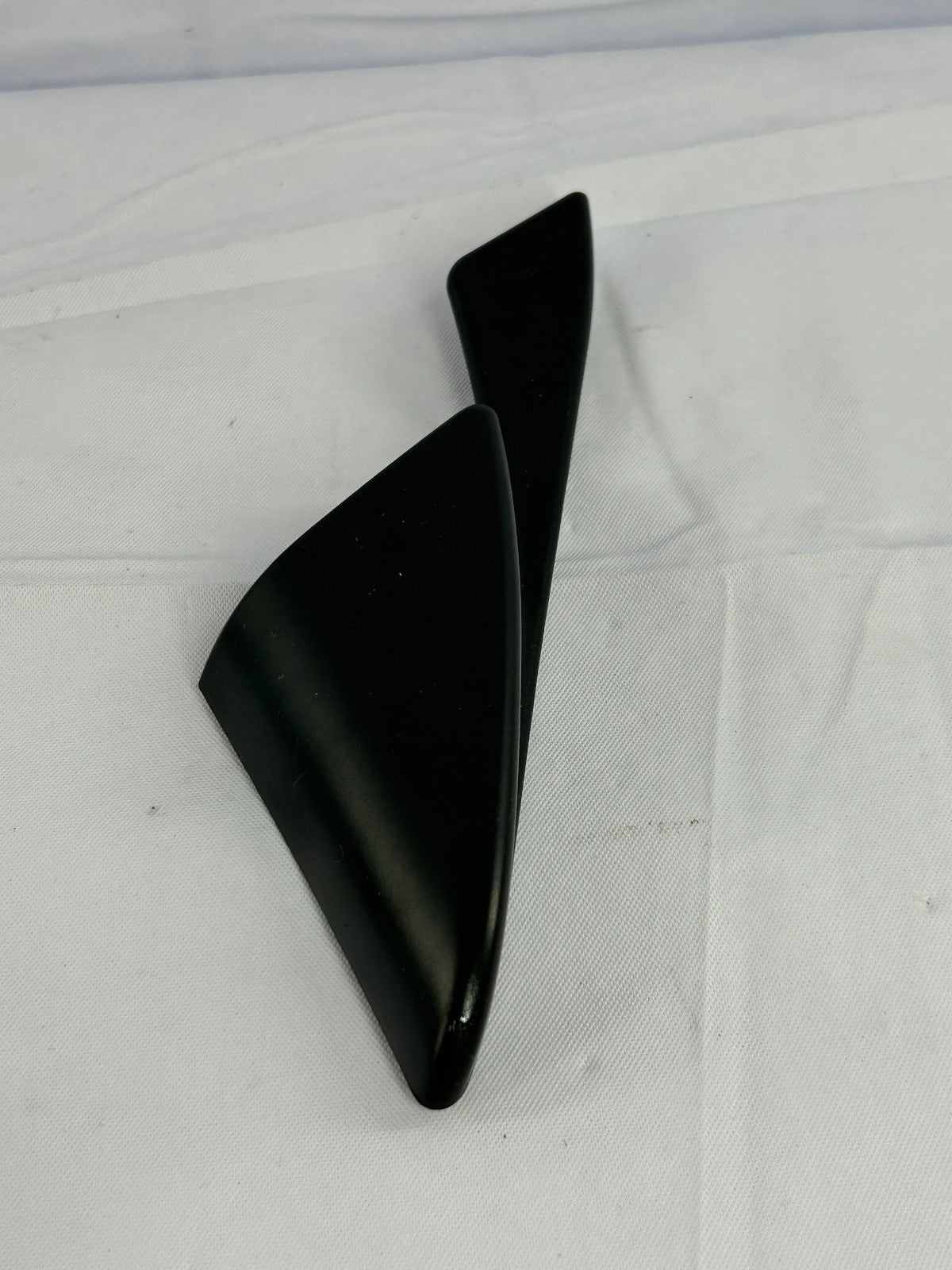 2005-2009 Subaru Outback Right Front Window Mirror Gusset Trim Corner Cover OEM