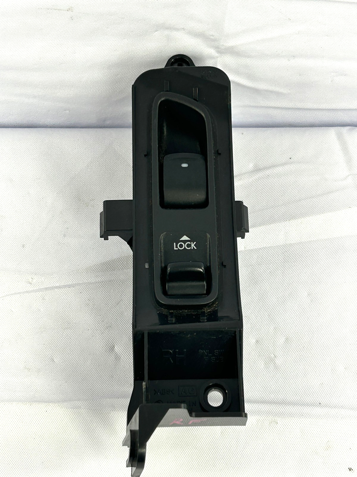 2005-2009 Subaru Legacy Outback Front Right Side Door Window Control Switch OEM