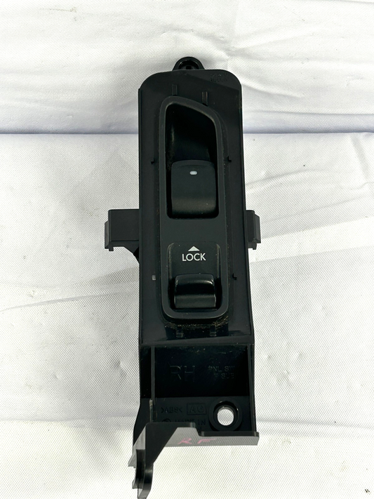 2005-2009 Subaru Legacy Outback Front Right Side Door Window Control Switch OEM