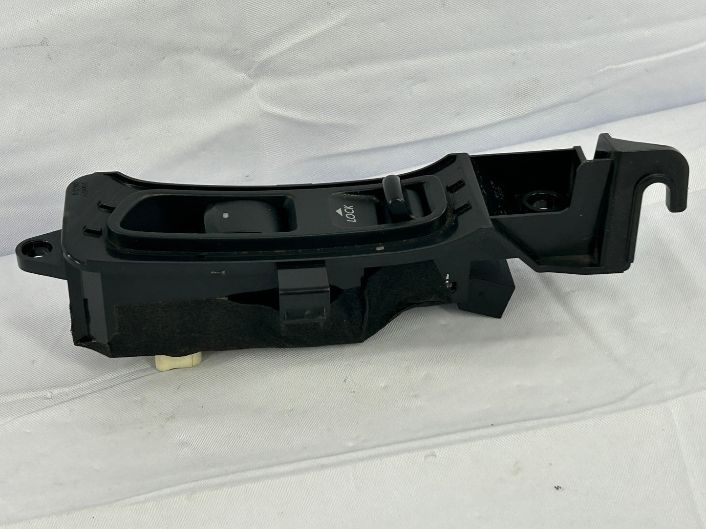 2005-2009 Subaru Legacy Outback Front Right Side Door Window Control Switch OEM