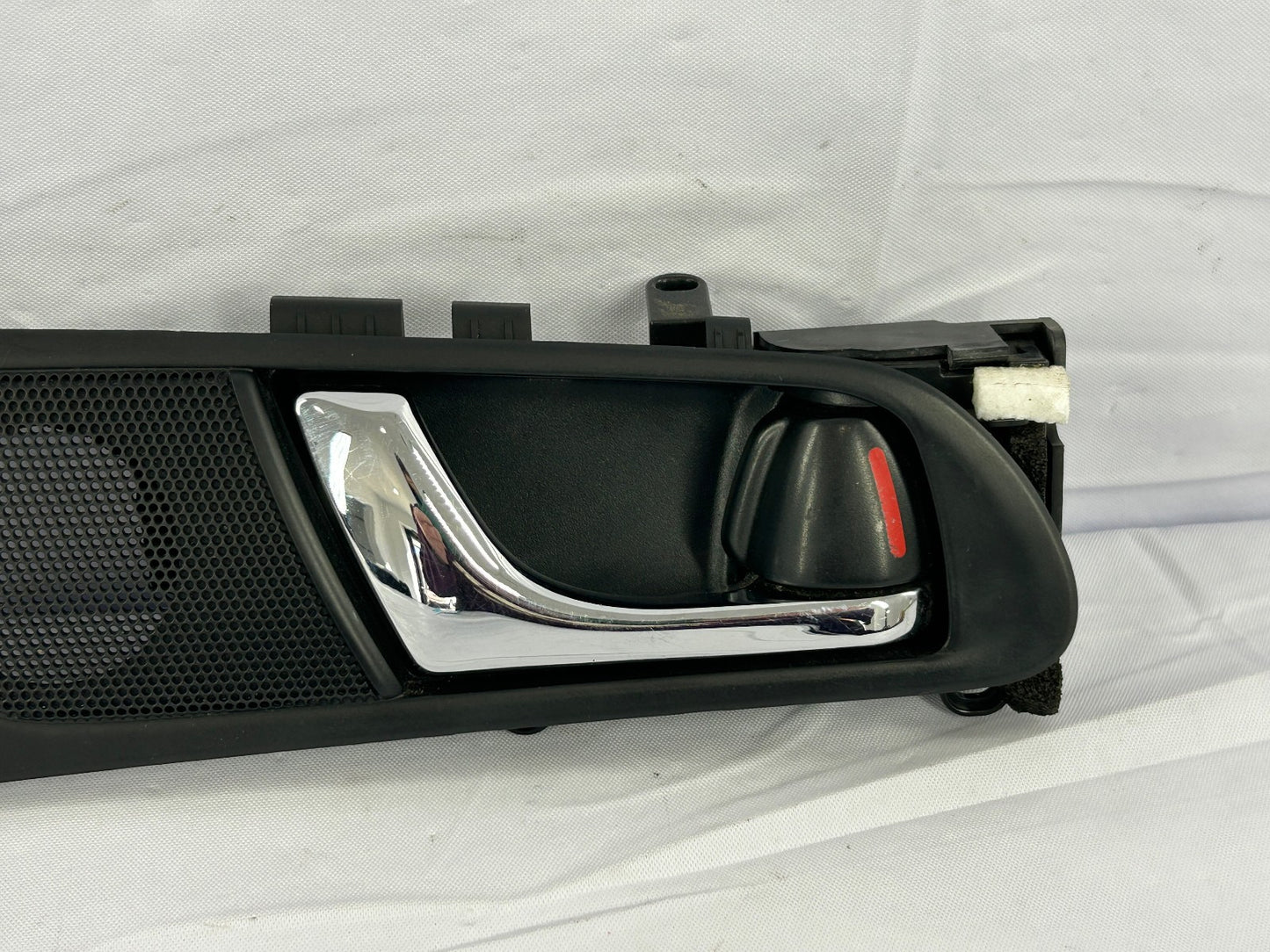 2005-2009 Subaru Outback Front Right Interior Door Handle Speaker Trim OEM