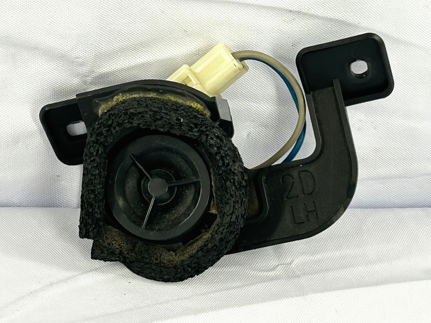2005-2009 Subaru Outback Right Tweeter Speaker RH 86301AG80A OEM