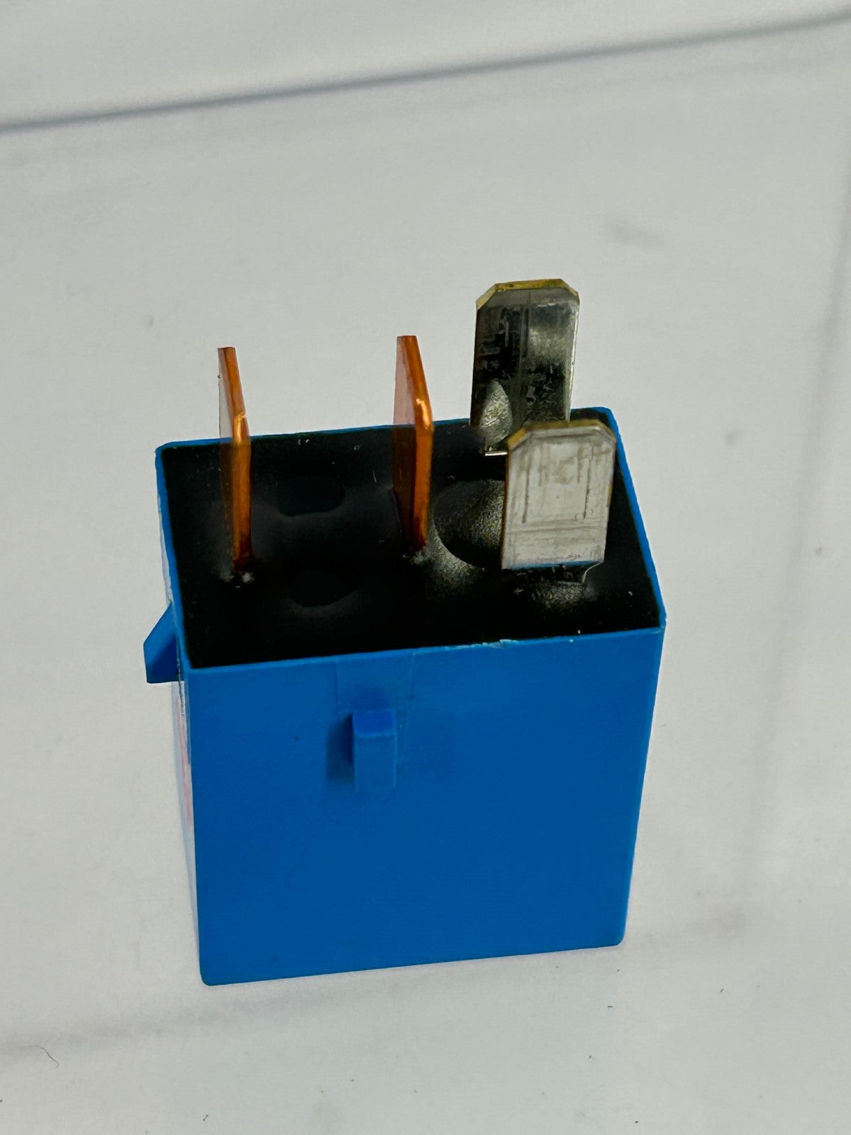 2005-2009 Subaru Legacy Outback Accessory Power Relay Module 07-003 2 2 7502 OEM