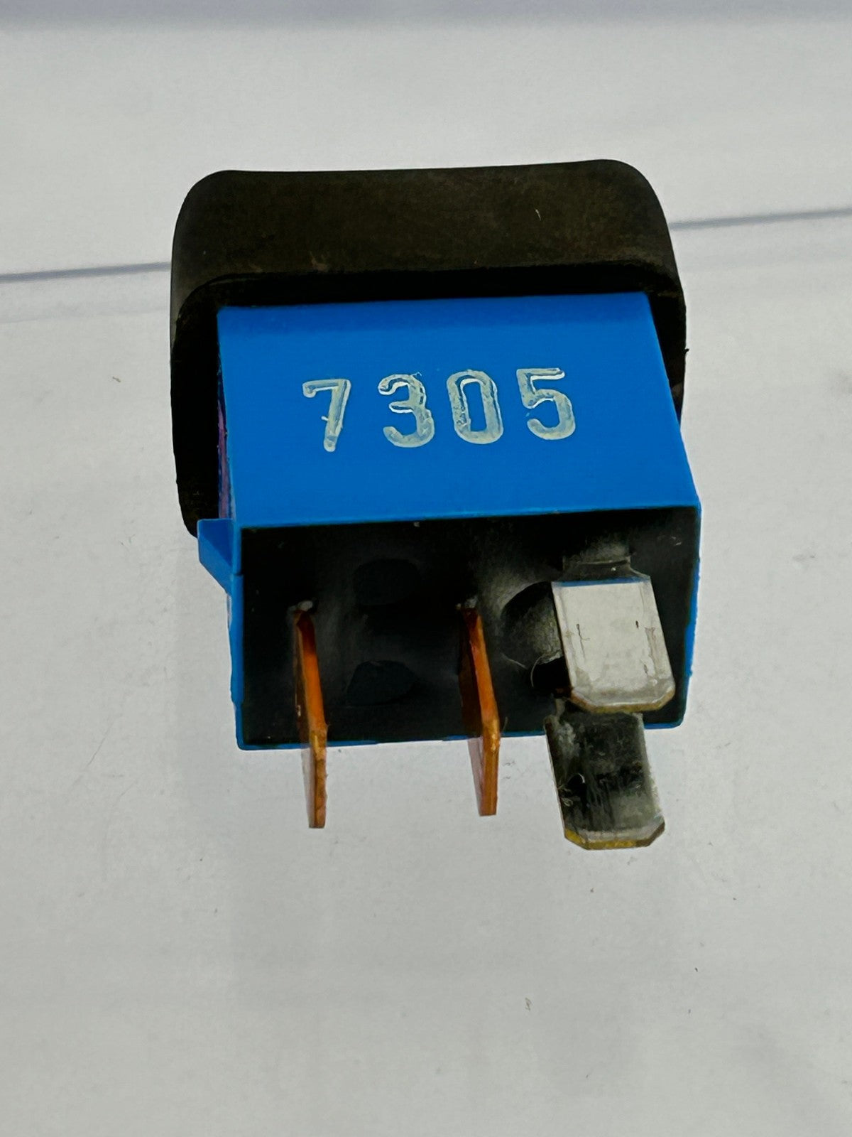 2005-2009 Subaru Legacy Outback Accessory Power Relay Module 07003A 14 7305 OEM