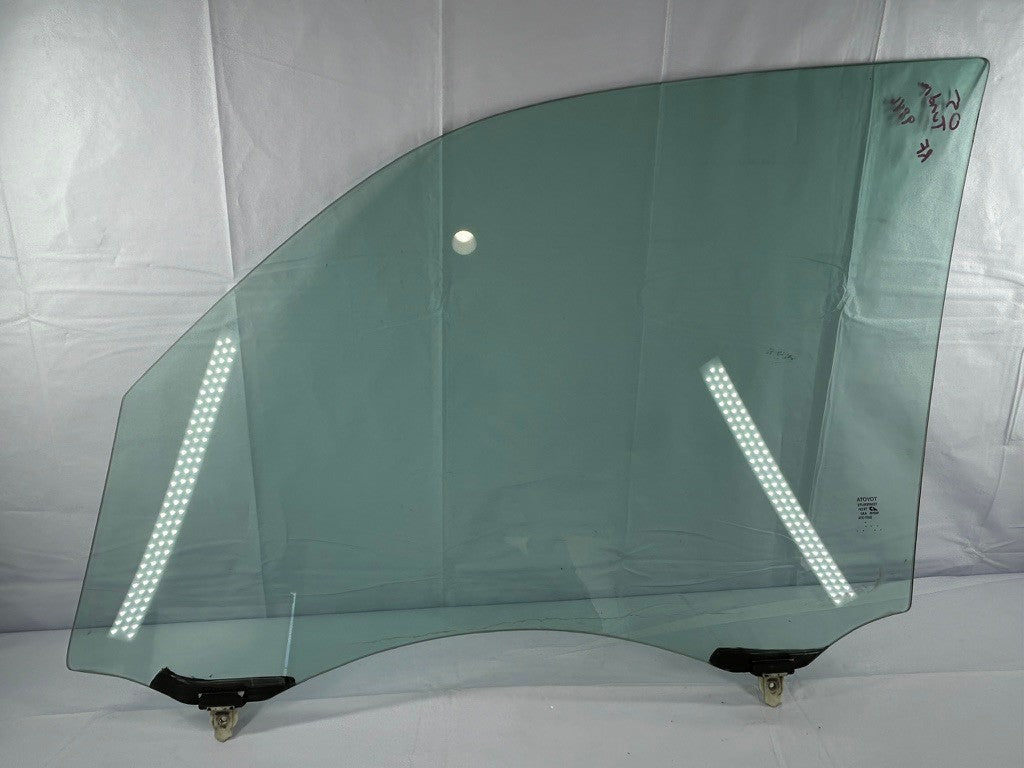 2000-2006 Toyota Tundra Right Front Window Door Glass OEM FD21323GTY