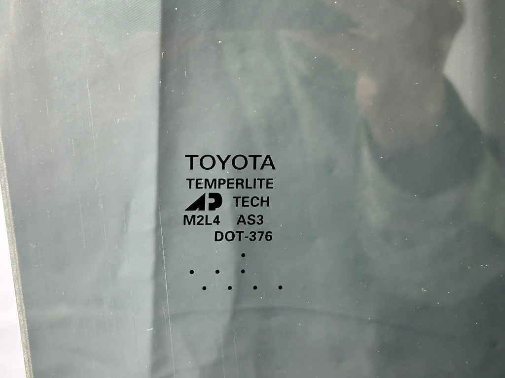 2004-2006 Toyota Tundra Double Cab Right Rear Window Glass OEM