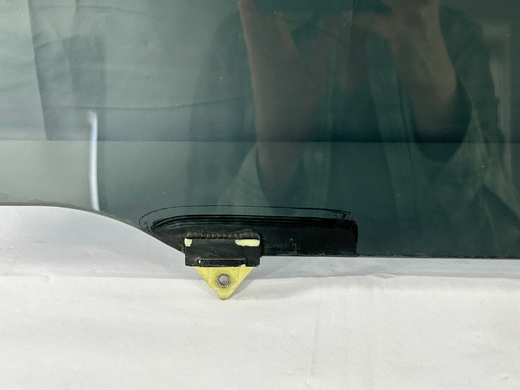 2004-2006 Toyota Tundra Double Cab Right Rear Window Glass OEM