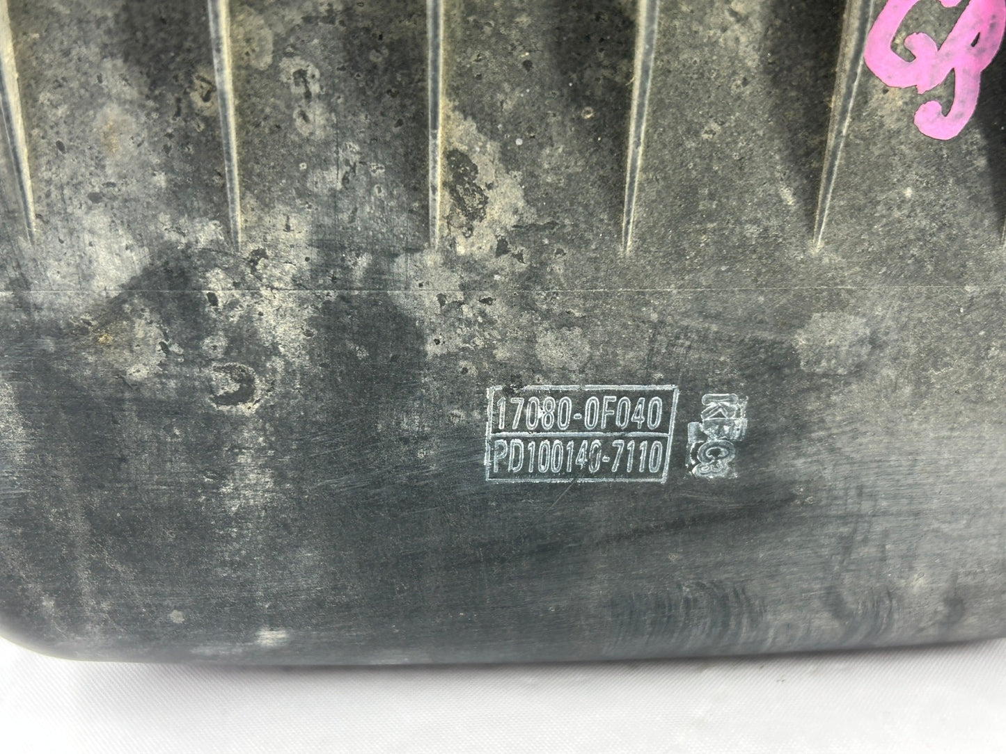 2000-2006 Toyota Tundra Air Filter and Housing Assembly OEM