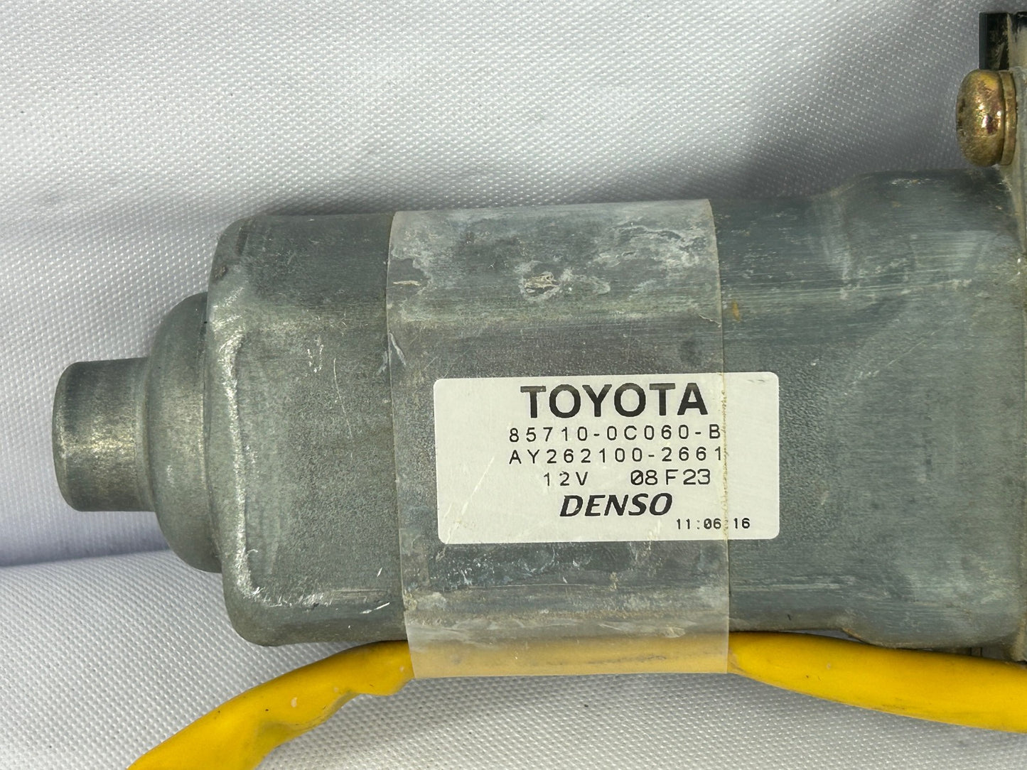 2004-2006 Toyota Tundra Double Cab Front Right Window Motor OEM
