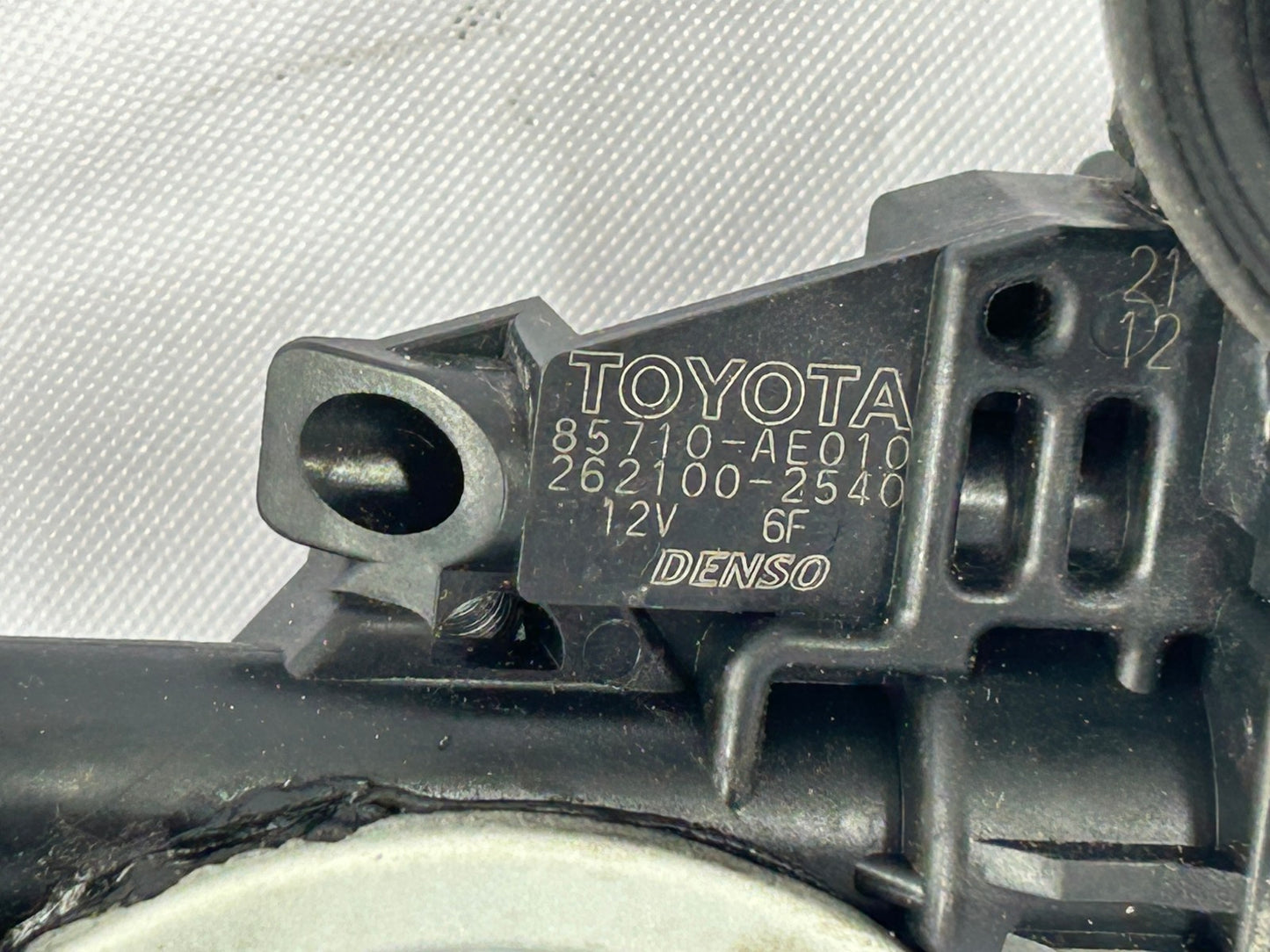 2004-2006 Toyota Tundra Double Cab Rear Right Window Motor OEM