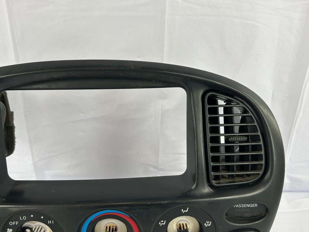 2005-2006 Toyota Tundra 4WD Radio Climate Control Bezel OEM