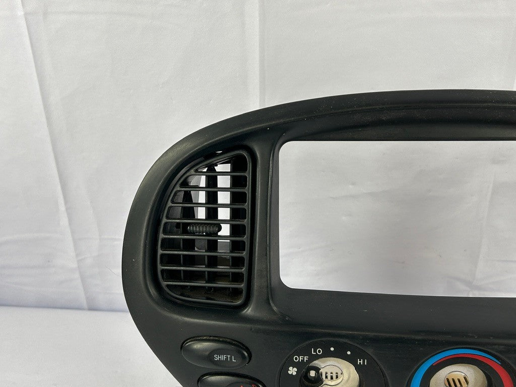 2005-2006 Toyota Tundra 4WD Radio Climate Control Bezel OEM
