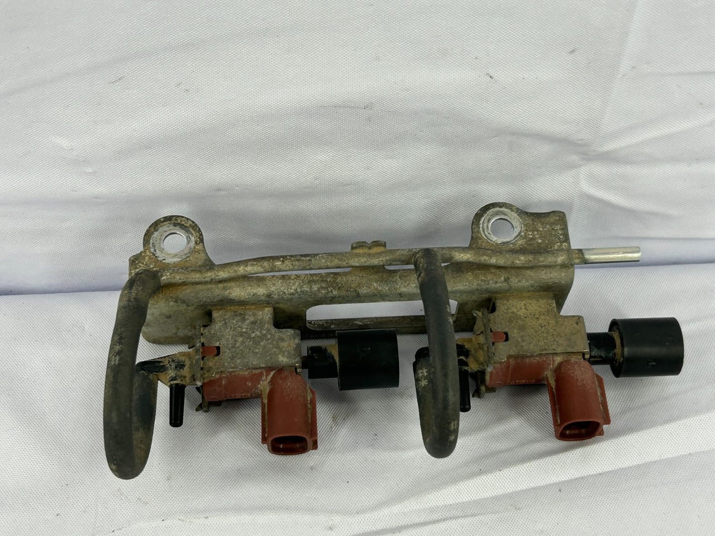 2004-2006 Toyota Tundra Vacuum Switching Control Valve Set OEM 25804-50020