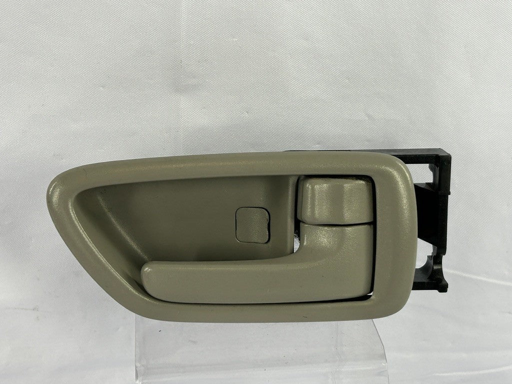 2004-2006 Toyota Tundra Right Front Interior Door Handle