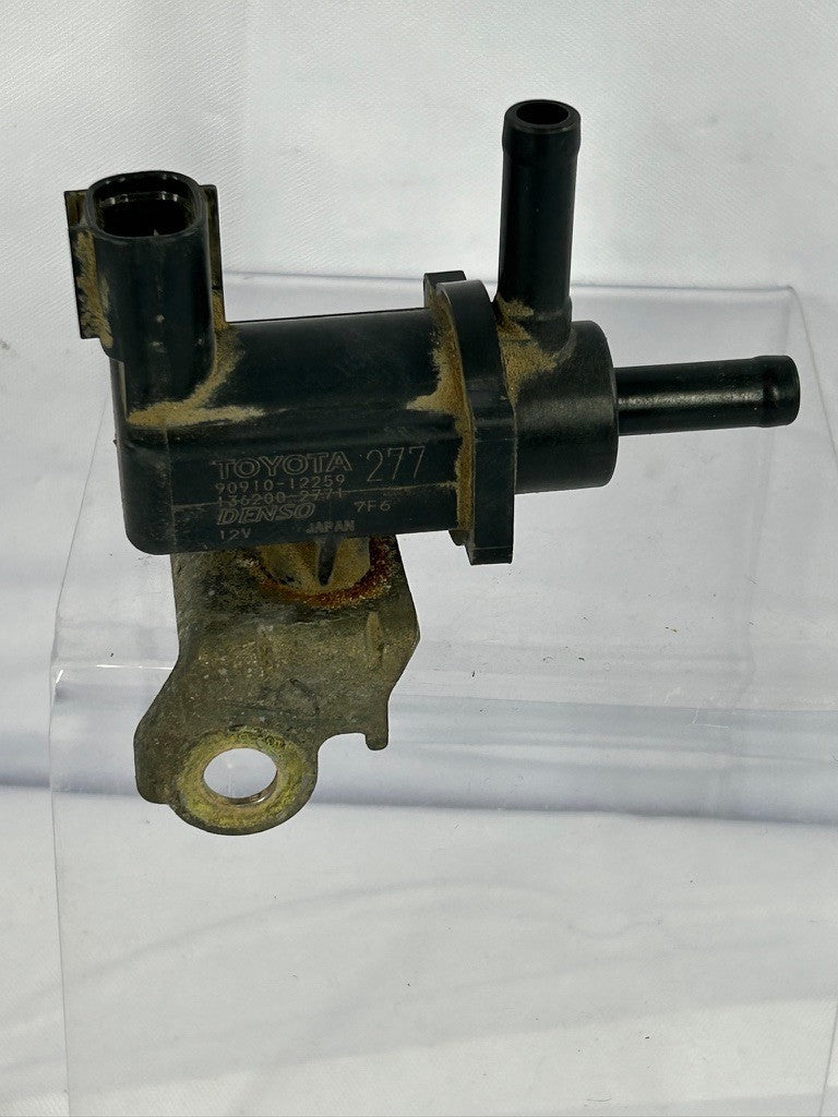 2002-2006 Toyota Tundra Vacuum Switching Valve 90910-12259 OEM