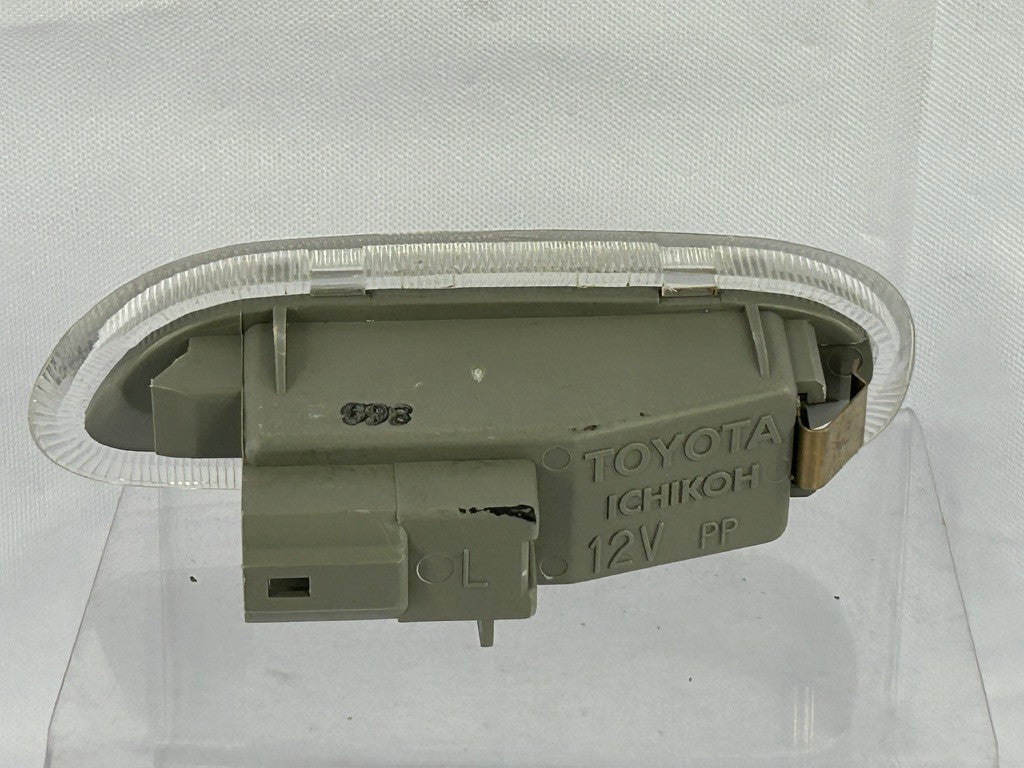 1998-2007 Lexus LX470 Left Front Door Courtesy Light 81310-33010 OEM