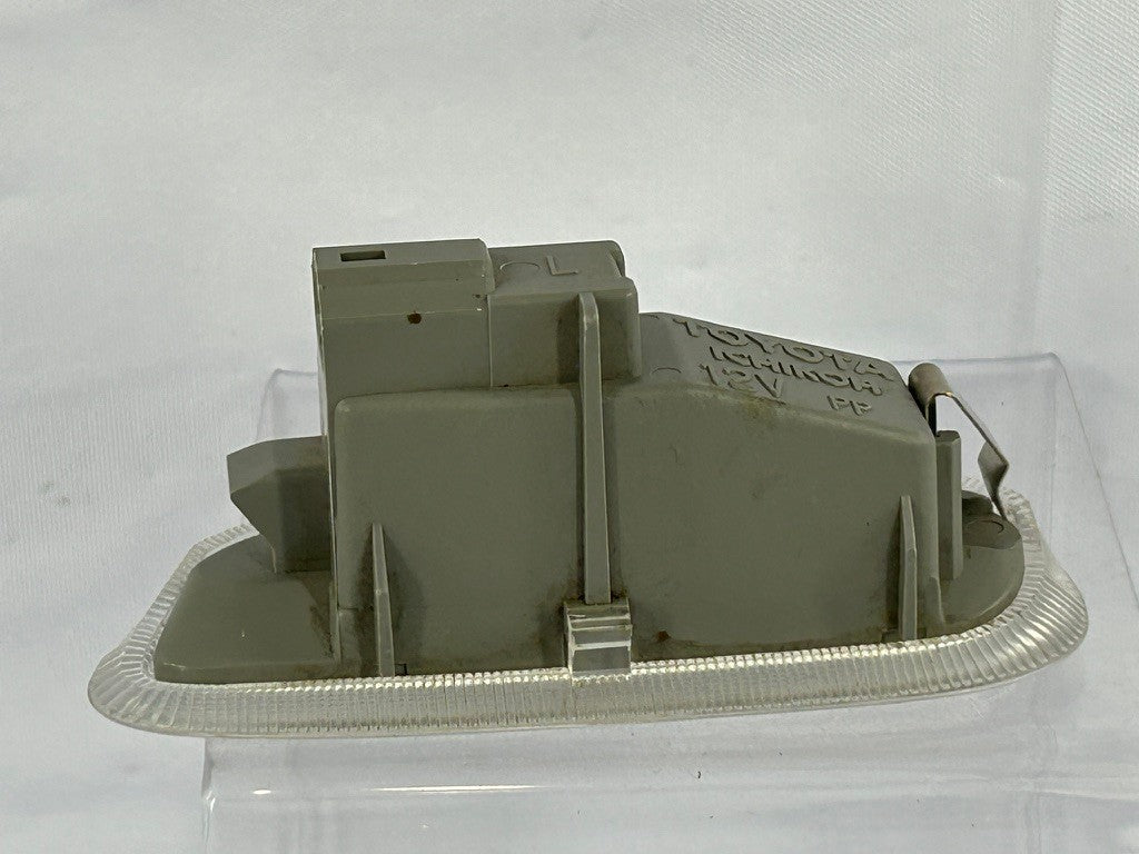 1998-2007 Lexus LX470 Left Rear Door Courtesy Light 81310-33010 OEM