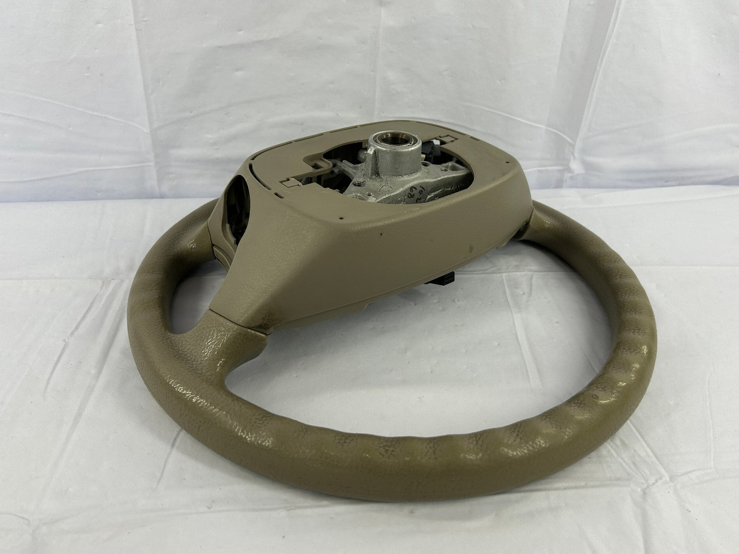 2004-2005 Toyota Sienna Steering Wheel 45100-08070-B0 OEM