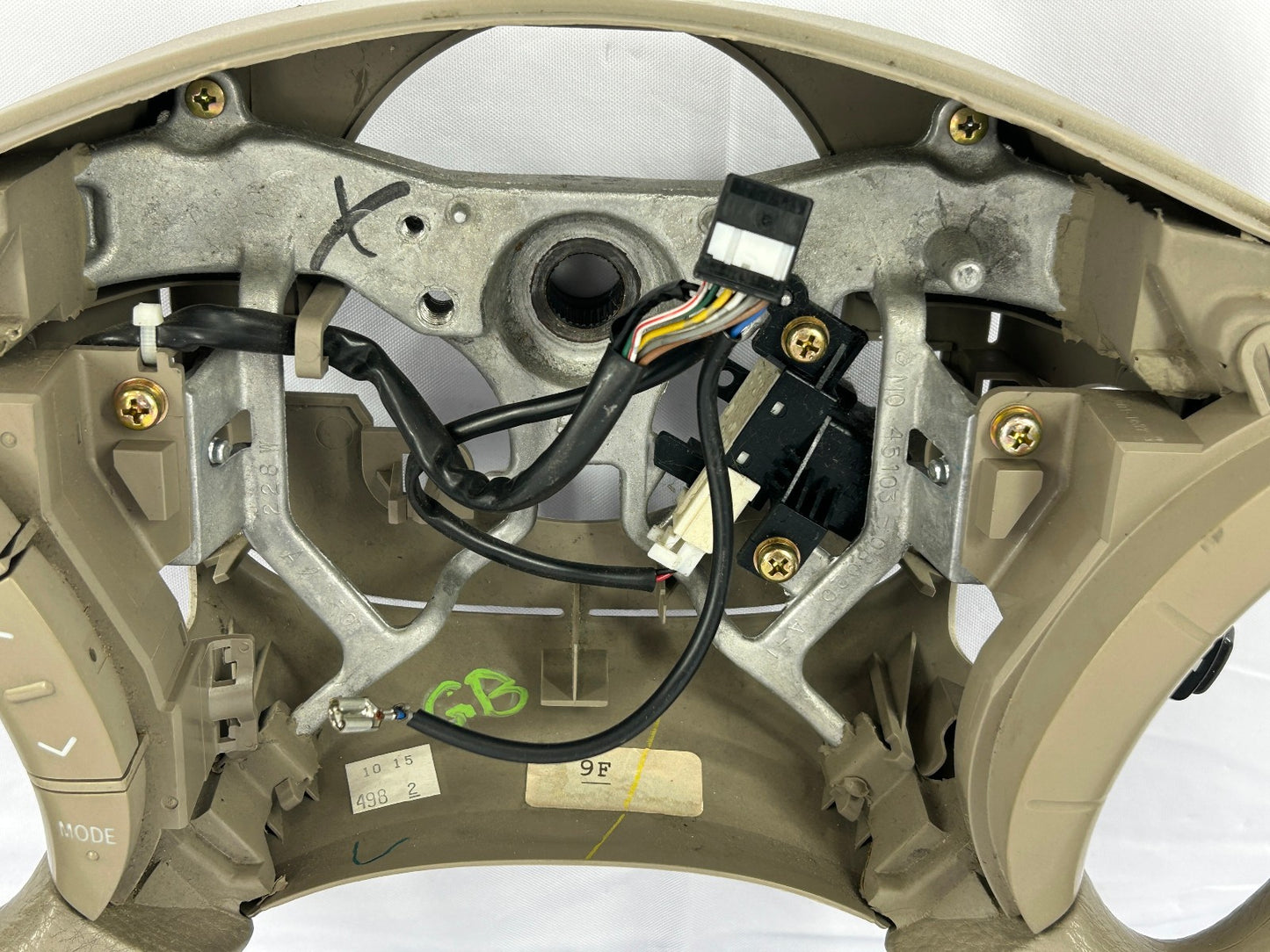2004-2005 Toyota Sienna Steering Wheel 45100-08070-B0 OEM