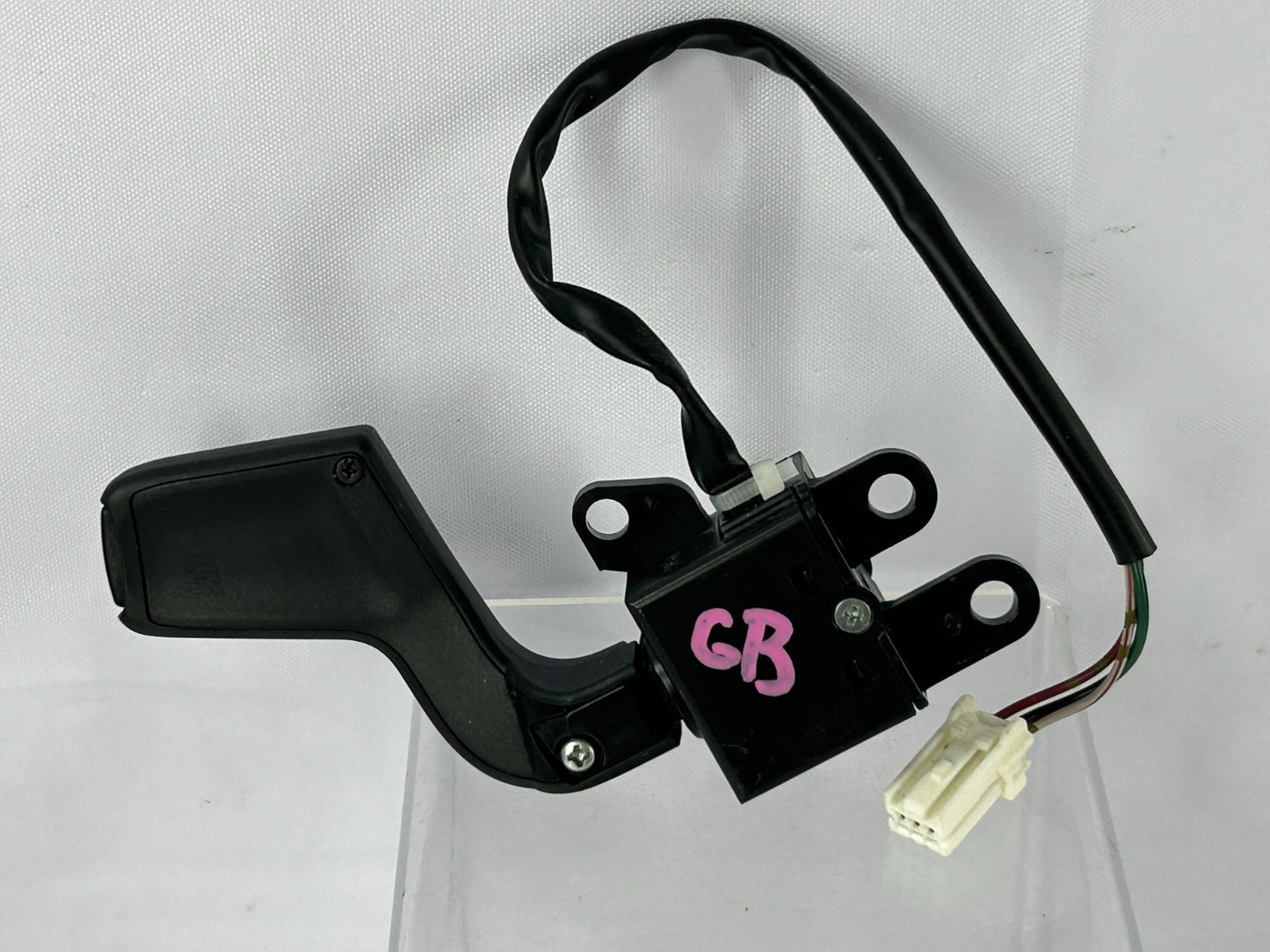 05-07 Subaru Legacy Outback Steering Column Cruise Control Switch OEM 83151AG02A