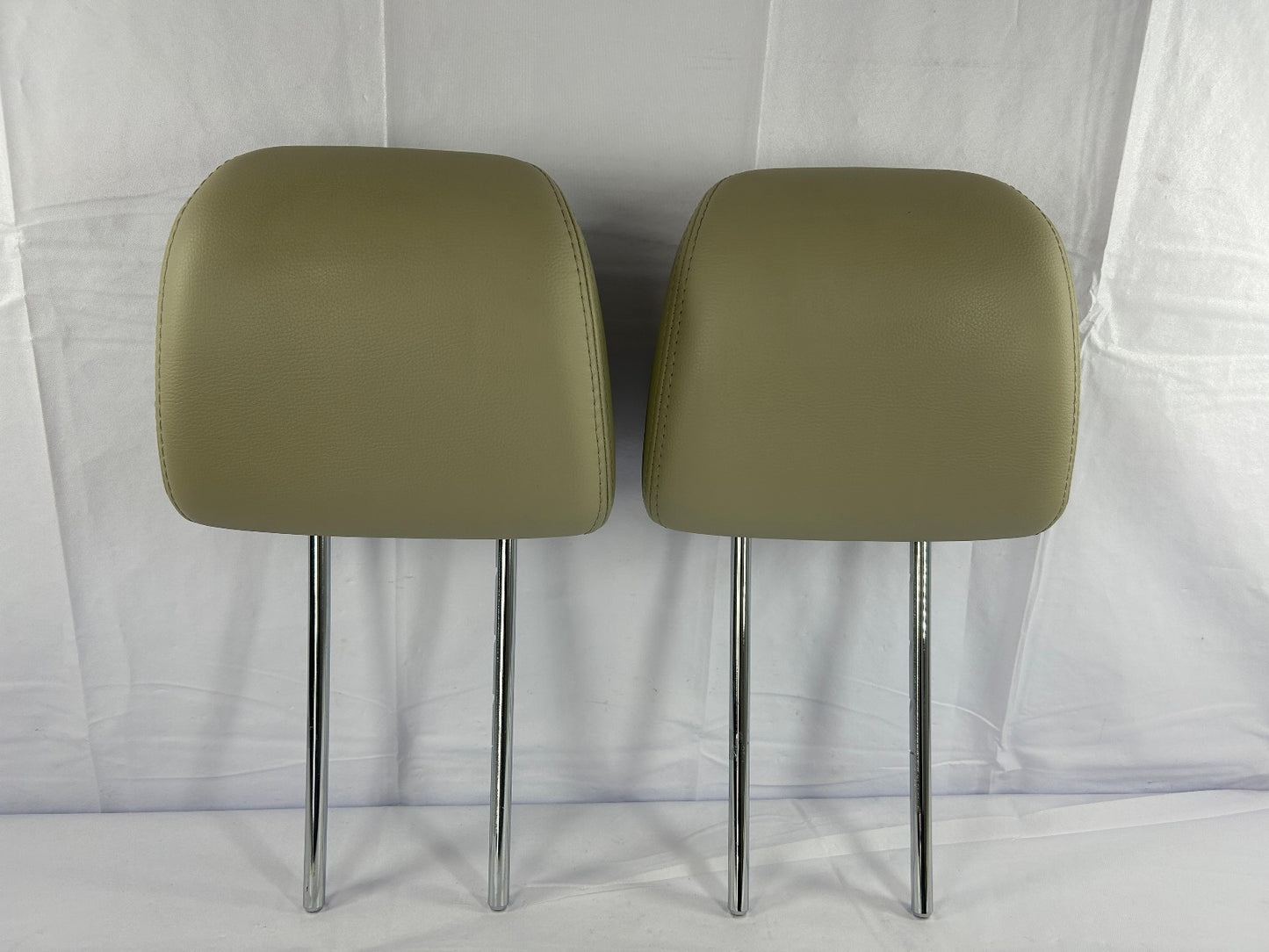 2011-2012 Subaru Outback Legacy Front Leather Tan Head Rest Headrest Set OEM