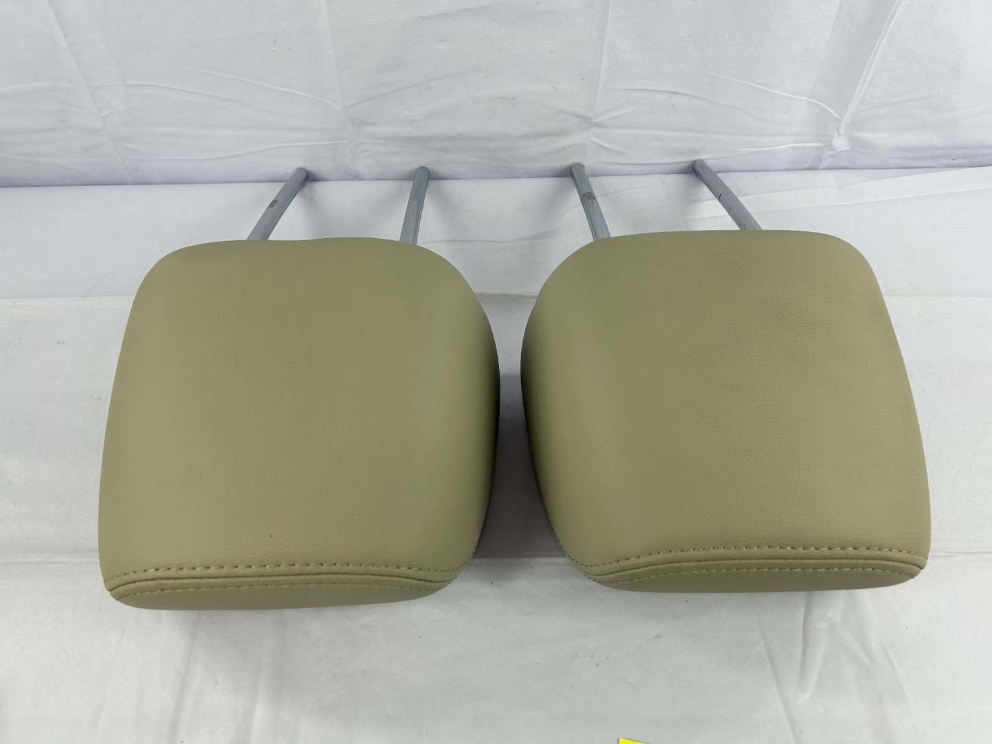 2011-2012 Subaru Outback Legacy Front Leather Tan Head Rest Headrest Set OEM