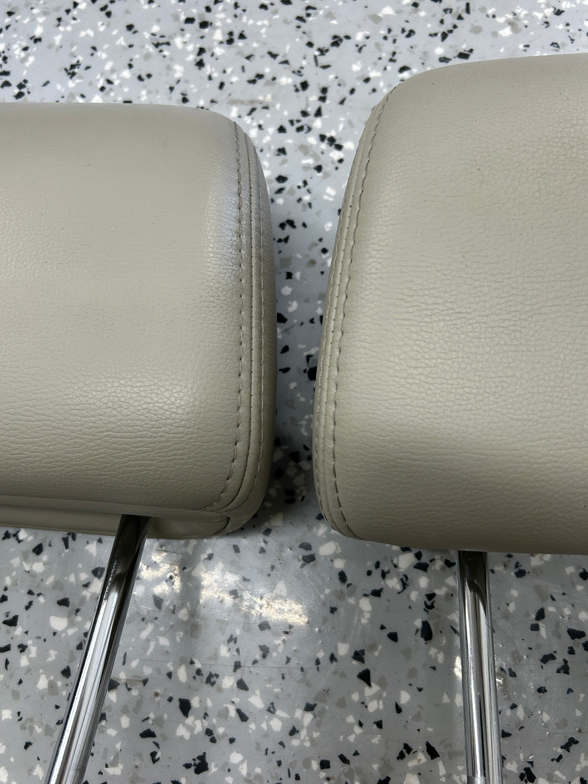 2011-2012 Subaru Outback Legacy Front Leather Tan Head Rest Headrest Set OEM