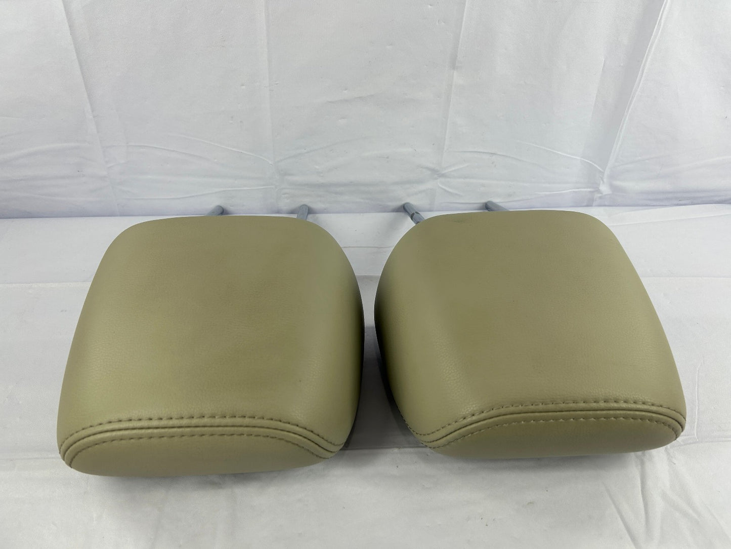 2011-2012 Subaru Outback Legacy Front Leather Tan Head Rest Headrest Set OEM