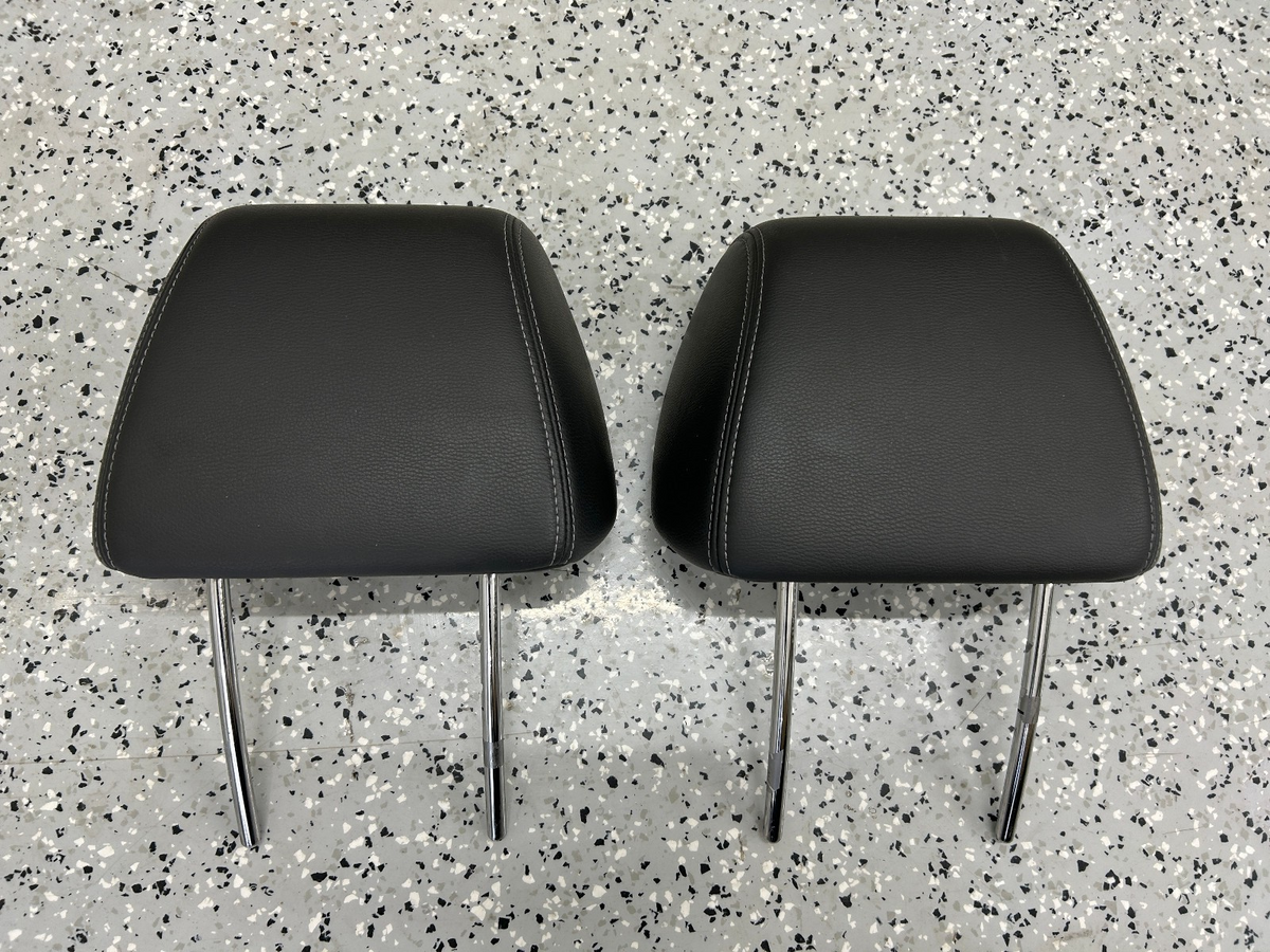 2008-2011 Subaru Tribeca Front Seat Head Rest Headrests Set OEM 64061XA10AMW